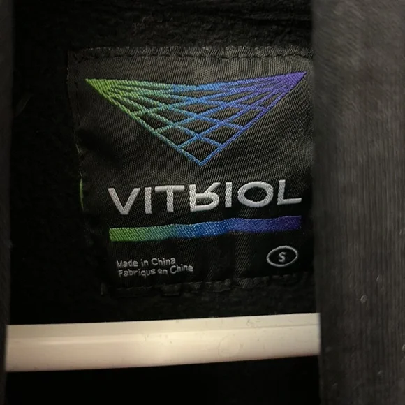 Vitriol Women’s Hooded Sweatshirt Black/Butterfly With Plastic Chain Size Small - Picture 4 of 5